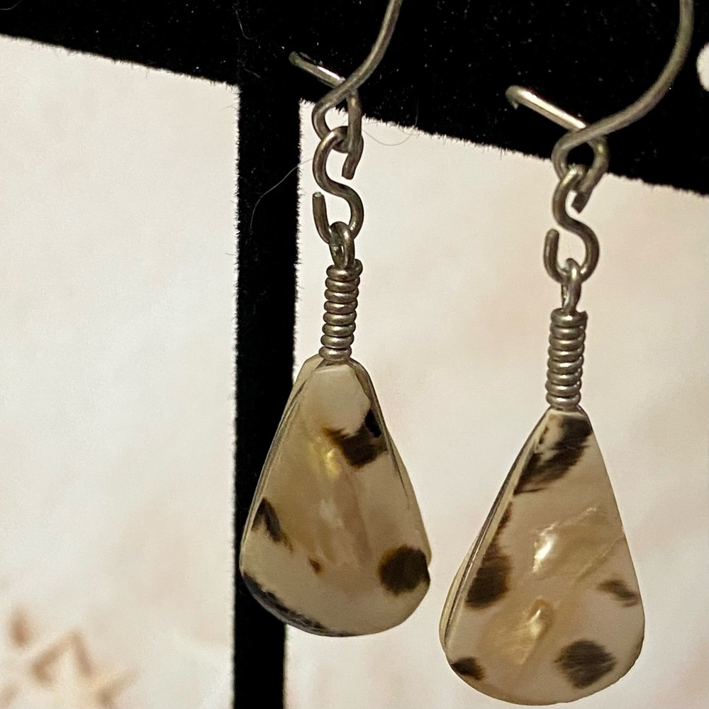 Natural Shell Teardrop Earrings Beach Boho Dangle Silver Handmade Wire Wrapped